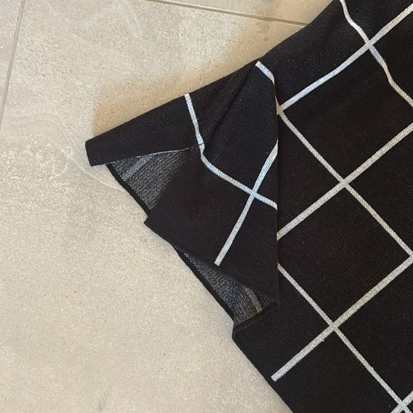 Calvin Klein Cowl Neck Windowpane Sweater Black SIZE XL SOFT AND COMFY! - Picture 8 of 10